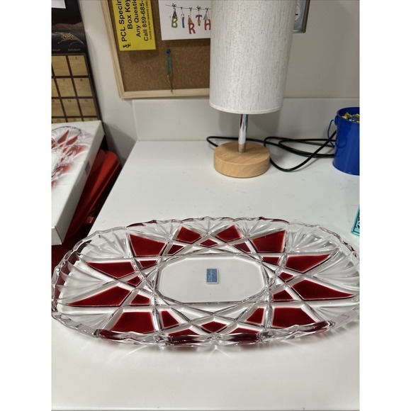 Mikasa Celebrations Roxborough Ruby Tray Platter - Picture 3 of 5